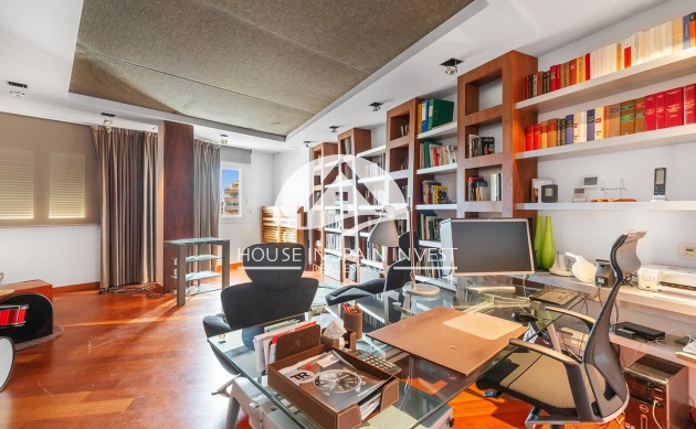 Resale - Apartment  - Torrevieja - Centro