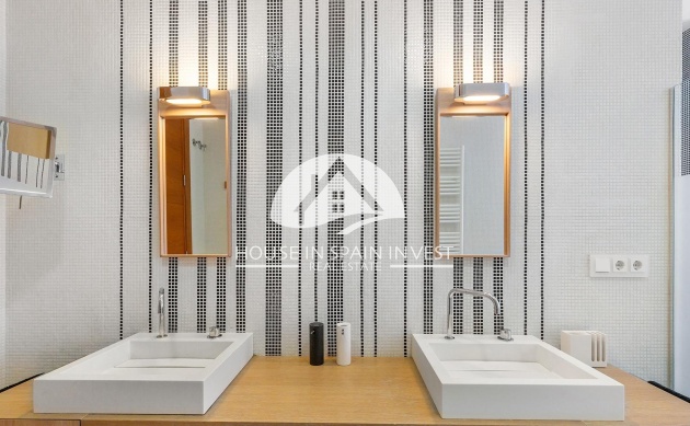 Resale - Apartment  - Torrevieja - Centro