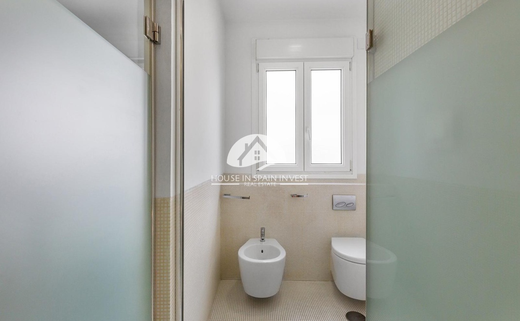 Resale - Apartment  - Torrevieja - Centro