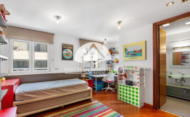 Resale - Apartment  - Torrevieja - Centro