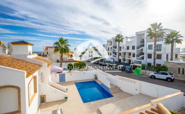 Resale - Villa - Orihuela Costa - Villamartín