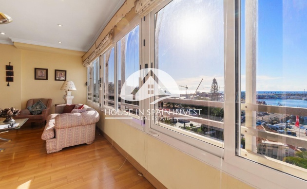 Resale - Apartment  - Torrevieja - Centro