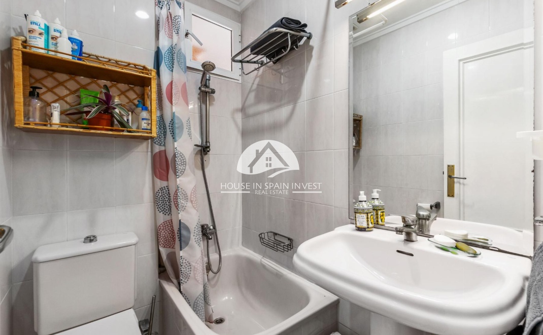 Resale - Apartment  - Torrevieja - Centro