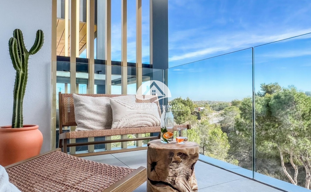 Resale - Apartment  - Orihuela Costa - Las Colinas Golf