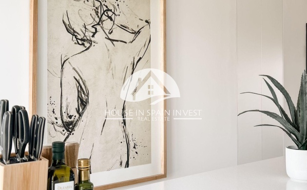 Resale - Apartment  - Orihuela Costa - Las Colinas Golf