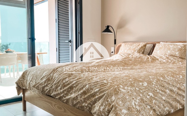 Resale - Apartment  - Orihuela Costa - Las Colinas Golf