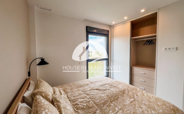 Resale - Apartment  - Orihuela Costa - Las Colinas Golf