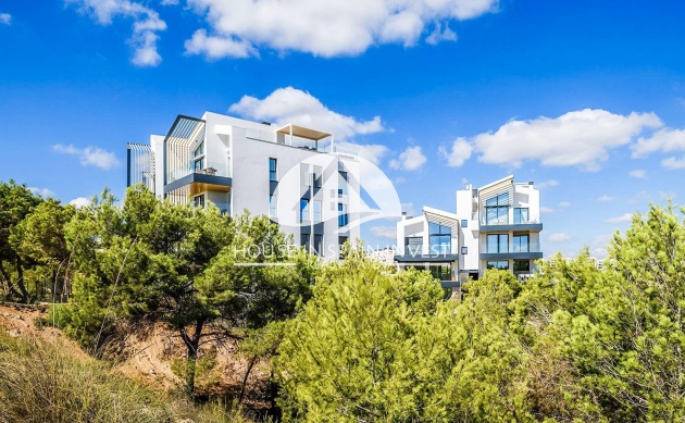 Resale - Apartment  - Orihuela Costa - Las Colinas Golf