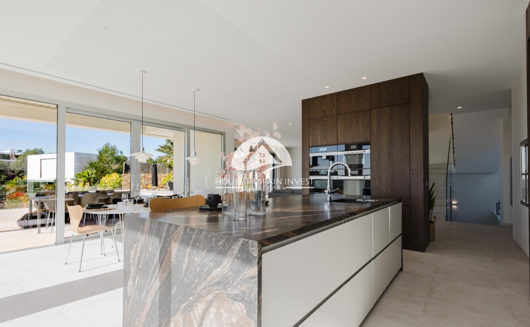 Resale - Villa - Orihuela Costa - Las Colinas Golf