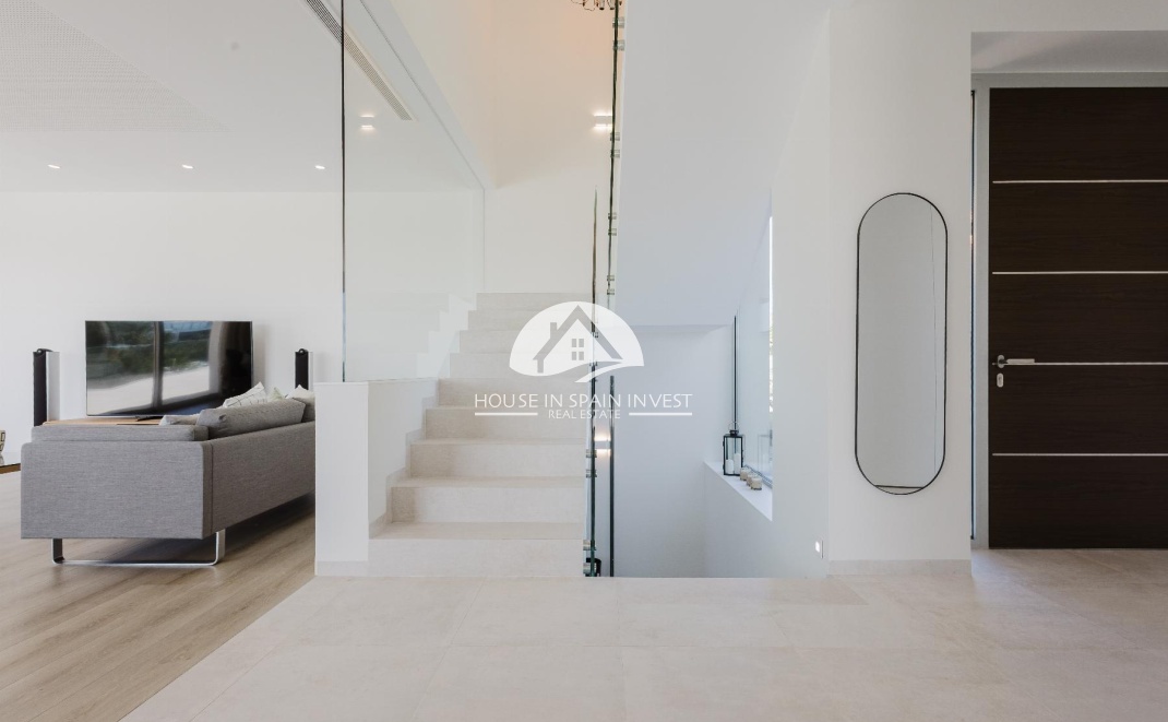 Resale - Villa - Orihuela Costa - Las Colinas Golf