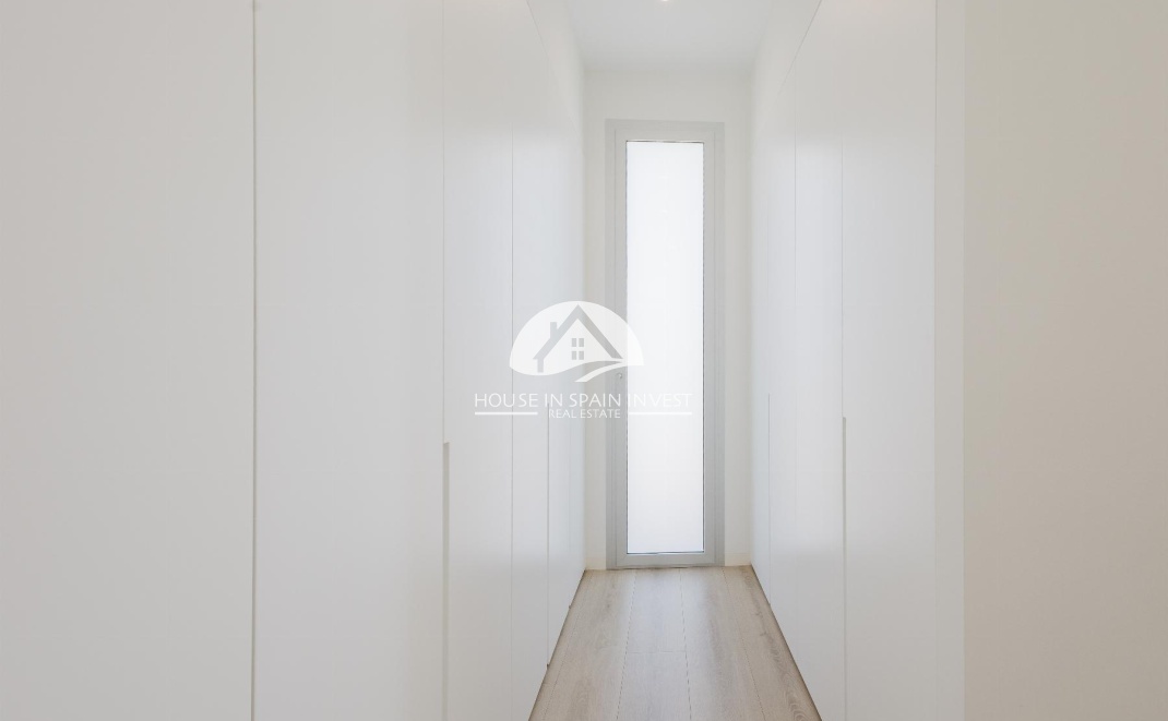 Resale - Villa - Orihuela Costa - Las Colinas Golf