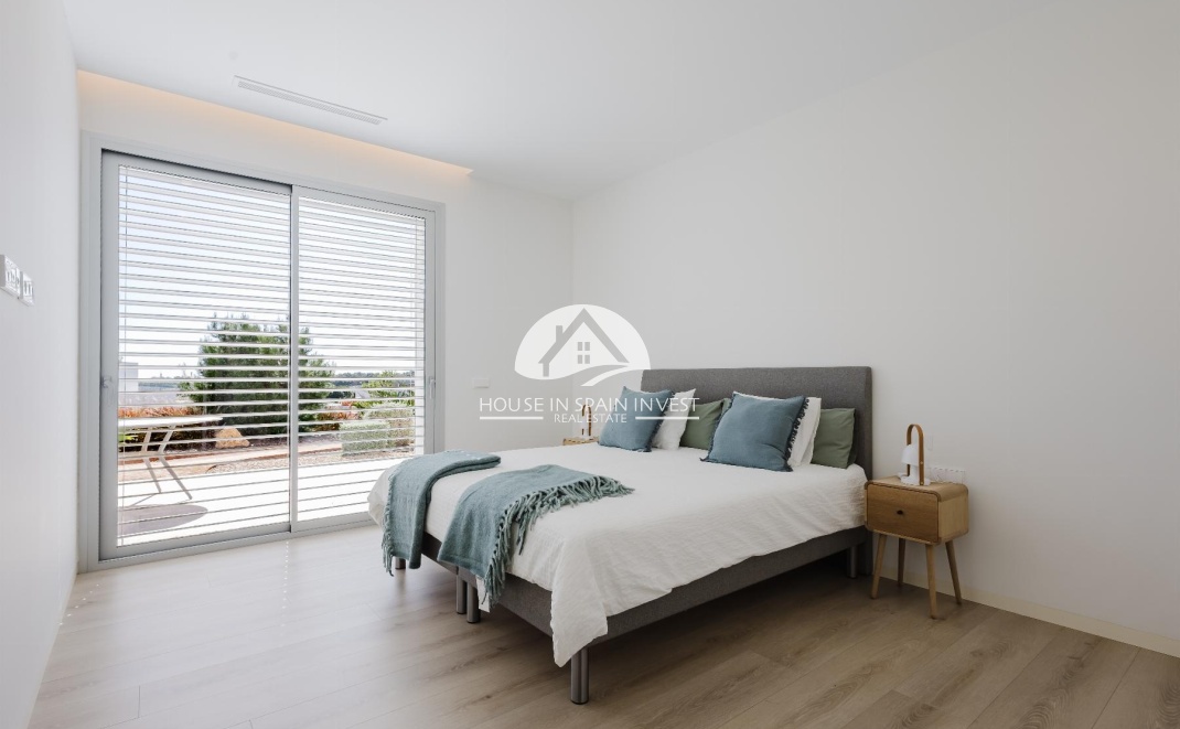 Resale - Villa - Orihuela Costa - Las Colinas Golf