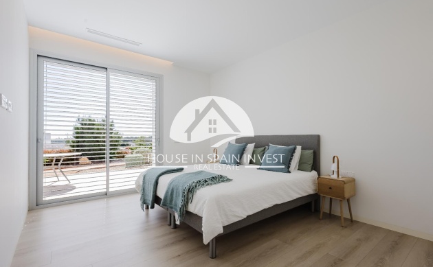 Resale - Villa - Orihuela Costa - Las Colinas Golf