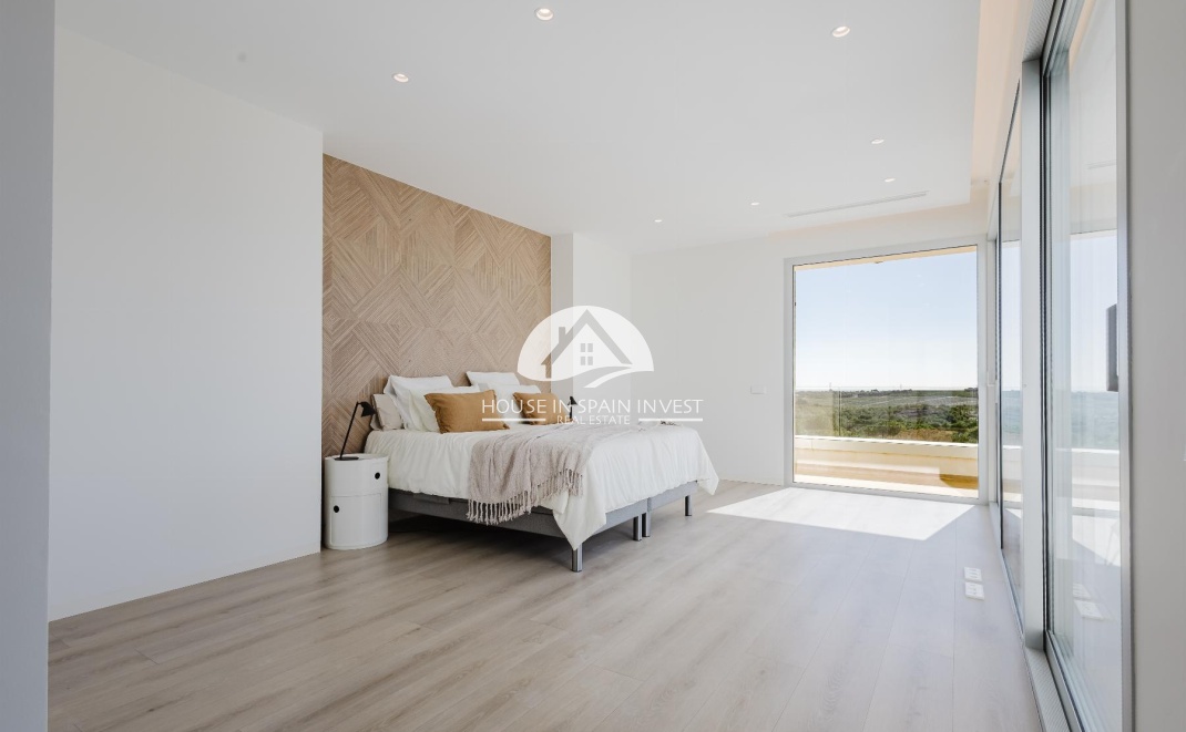 Resale - Villa - Orihuela Costa - Las Colinas Golf