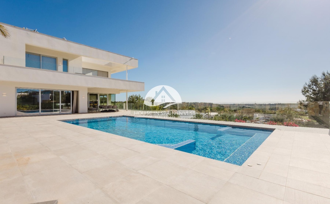 Resale - Villa - Orihuela Costa - Las Colinas Golf