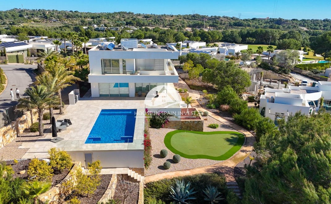 Resale - Villa - Orihuela Costa - Las Colinas Golf