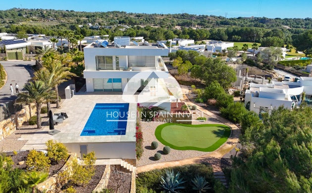 Resale - Villa - Orihuela Costa - Las Colinas Golf