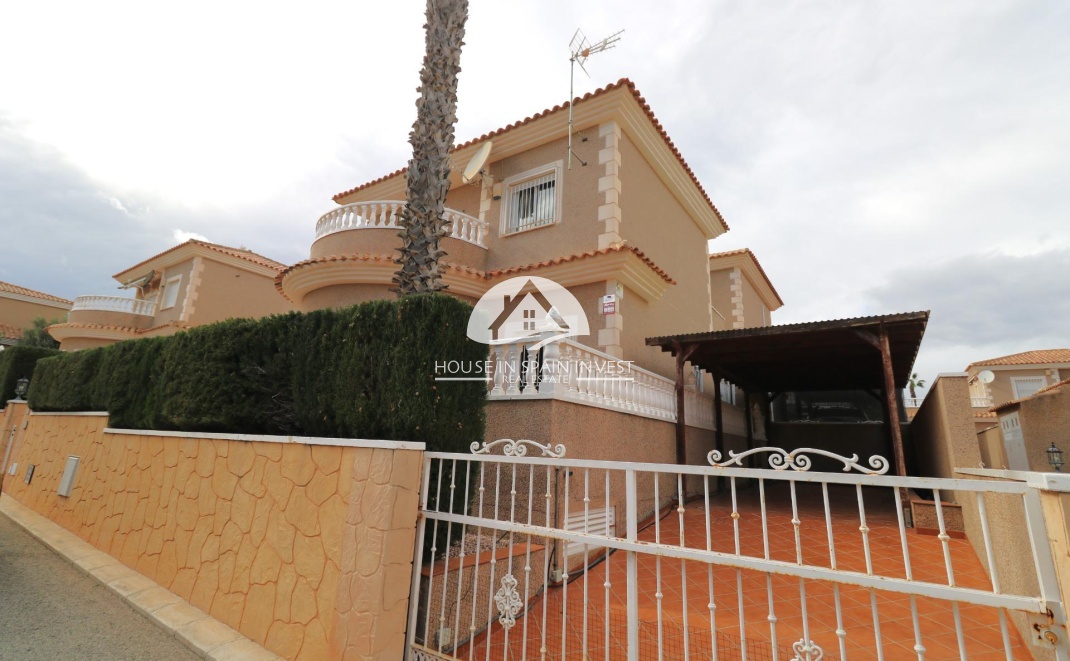 Resale - Villa - Torrevieja - Los Balcones  