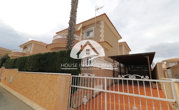 Resale - Villa - Torrevieja - Los Balcones  