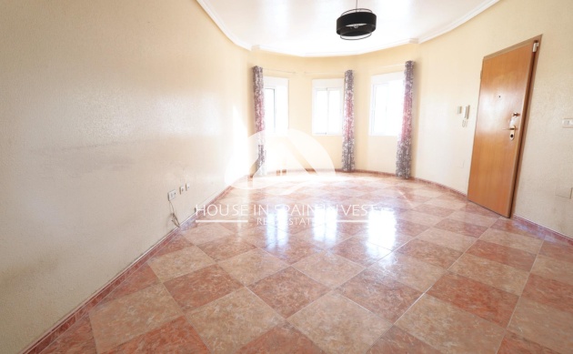 Resale - Villa - Torrevieja - Los Balcones  