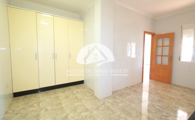 Resale - Villa - Torrevieja - Los Balcones  