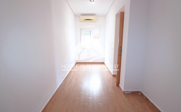 Resale - Villa - Torrevieja - Los Balcones  