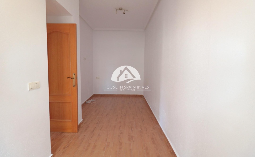 Resale - Villa - Torrevieja - Los Balcones  