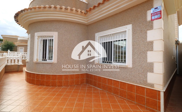 Resale - Villa - Torrevieja - Los Balcones  