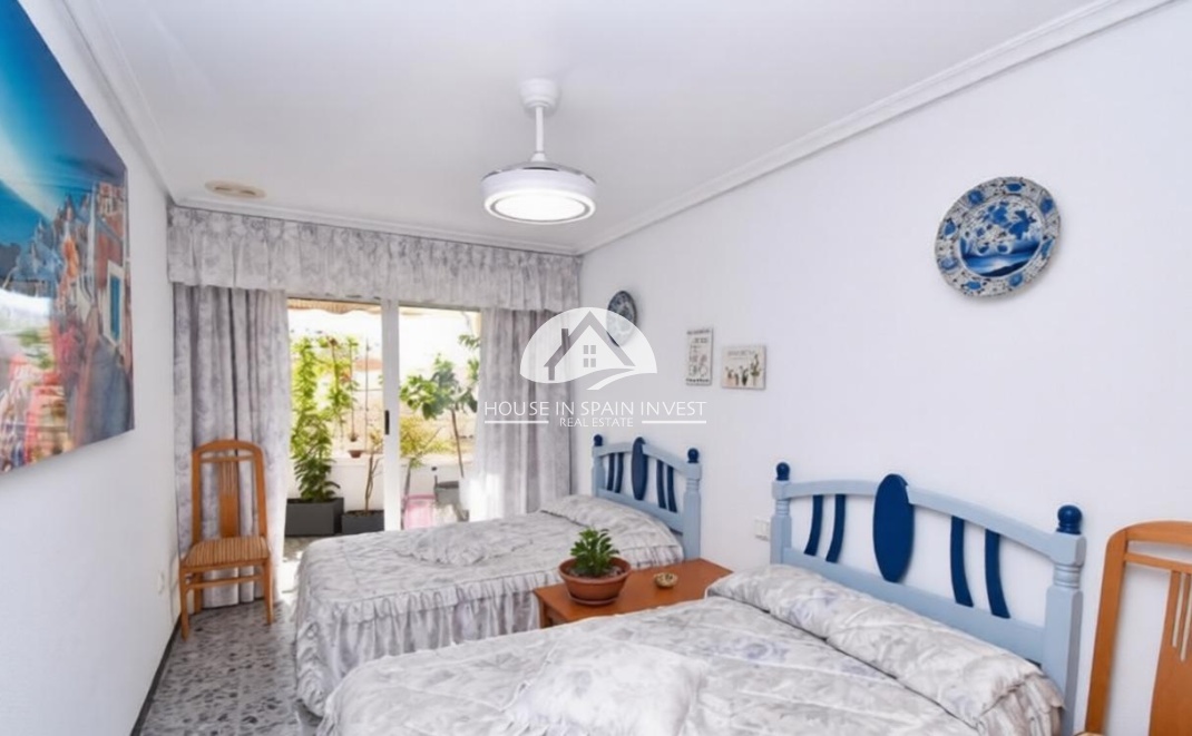 Resale - Apartment  - Santa Pola - Centro