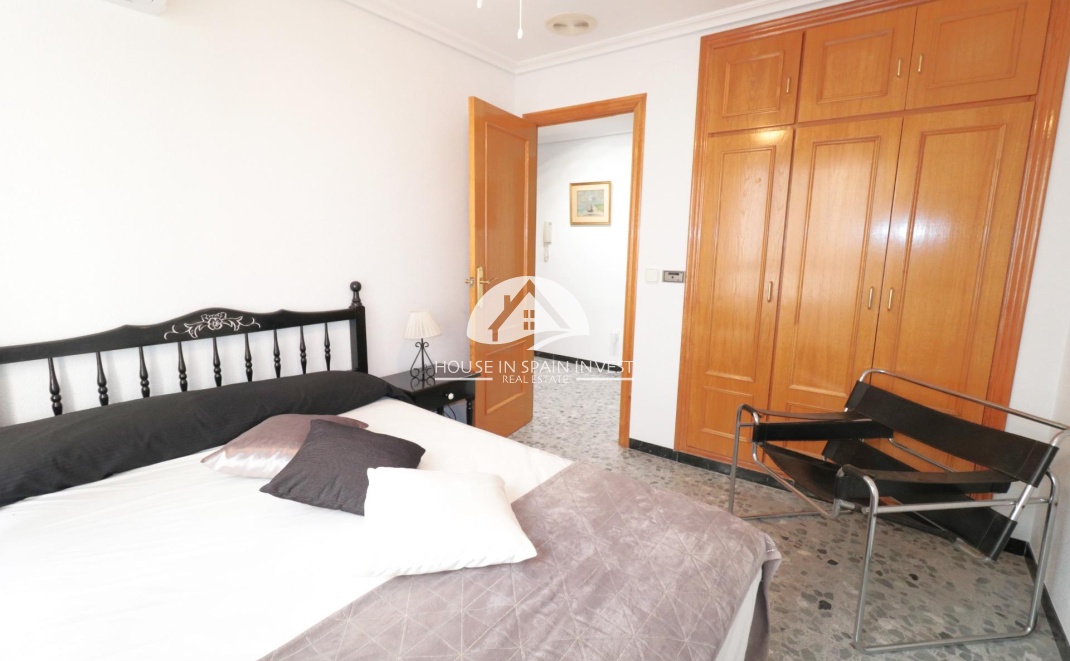 Resale - Apartment  - Santa Pola - Centro