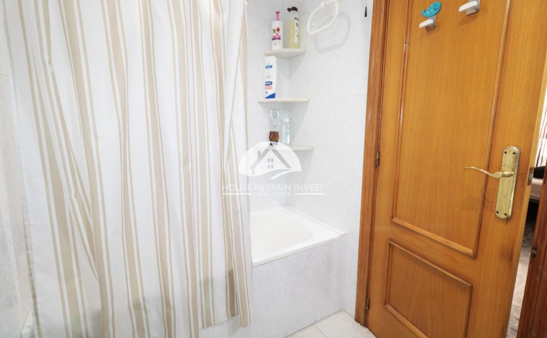 Resale - Apartment  - Santa Pola - Centro