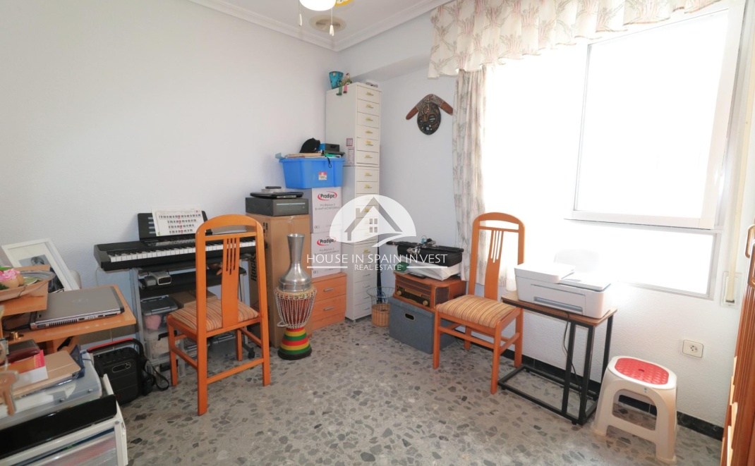 Resale - Apartment  - Santa Pola - Centro