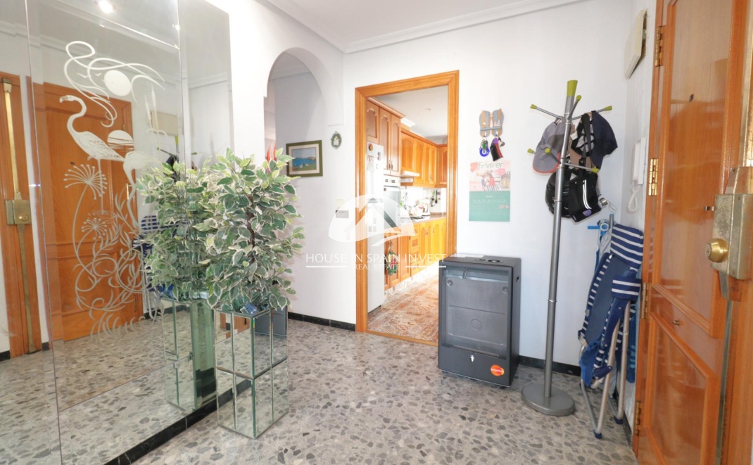 Resale - Apartment  - Santa Pola - Centro