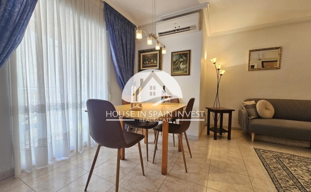 Resale - Apartment  - Torrevieja - El Acequión - Los Náufragos