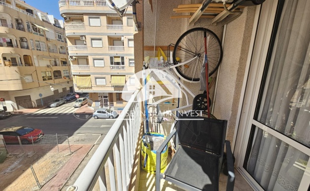 Resale - Apartment  - Torrevieja - El Acequión - Los Náufragos