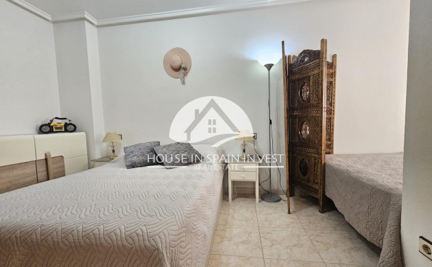 Resale - Apartment  - Torrevieja - El Acequión - Los Náufragos