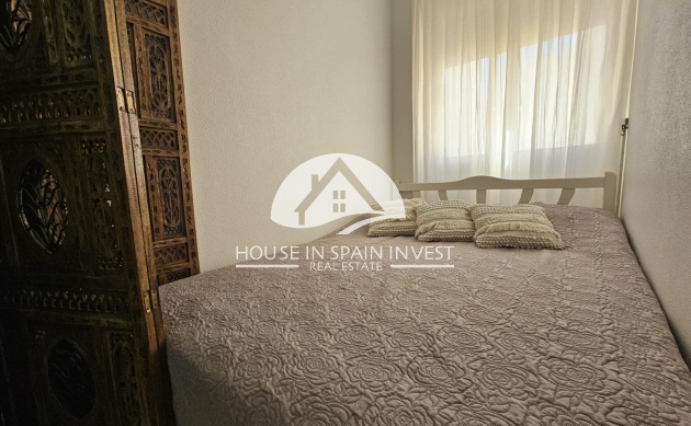 Resale - Apartment  - Torrevieja - El Acequión - Los Náufragos