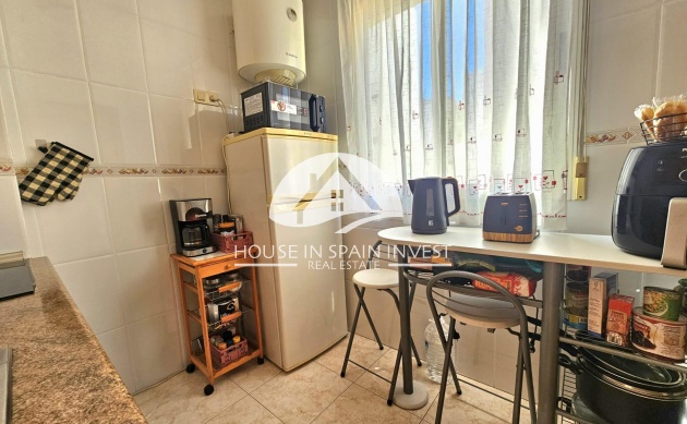 Resale - Apartment  - Torrevieja - El Acequión - Los Náufragos