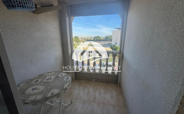 Resale - Apartment  - Torrevieja - El Acequión - Los Náufragos