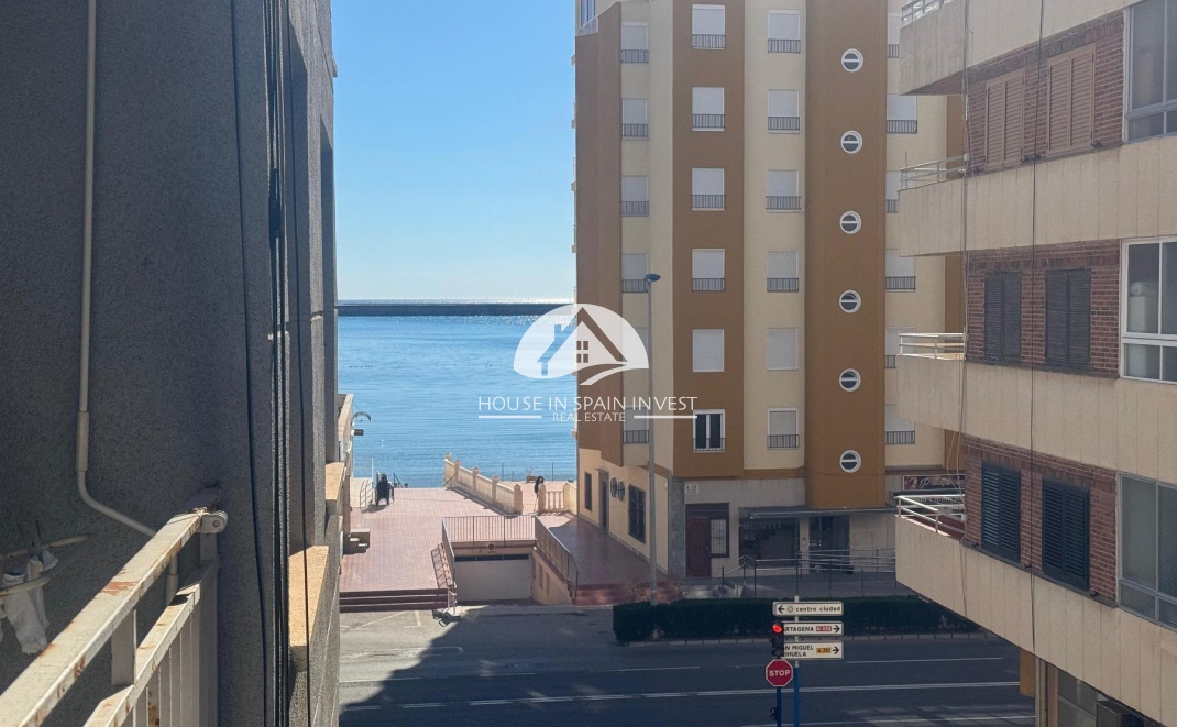 Resale - Apartment  - Torrevieja - El Acequión - Los Náufragos