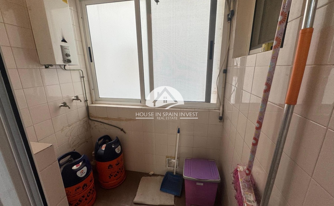 Resale - Apartment  - Torrevieja - El Acequión - Los Náufragos