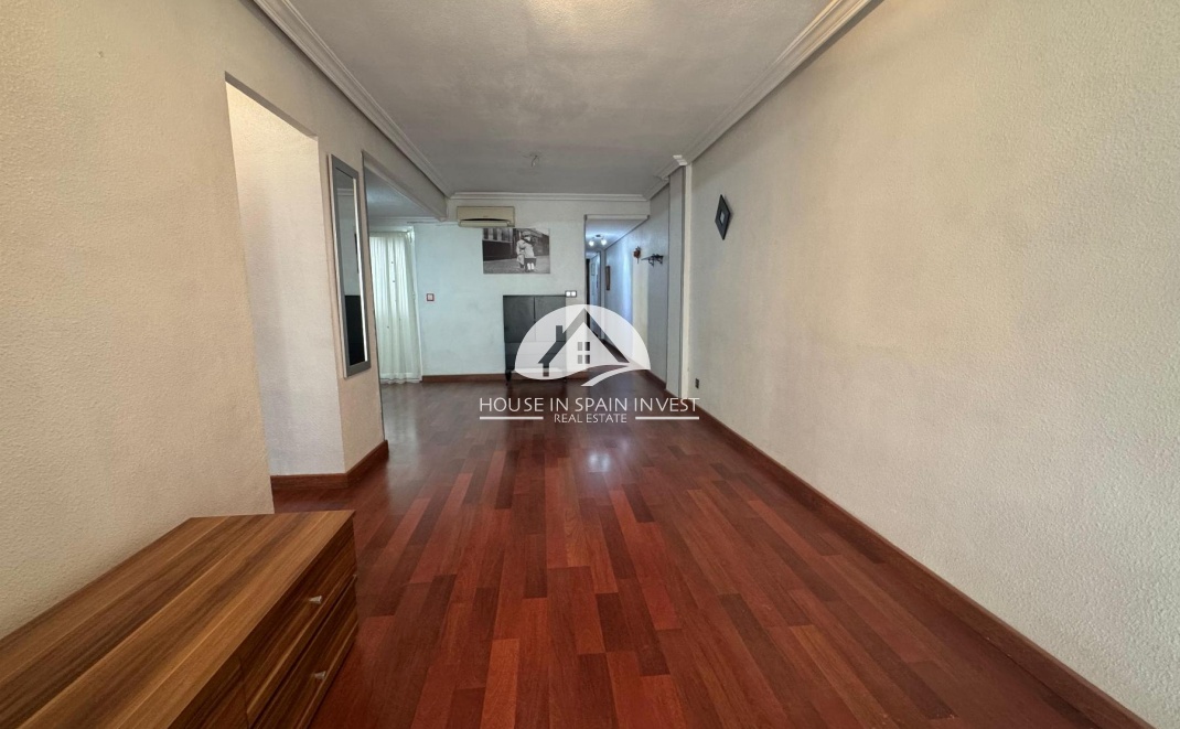 Resale - Apartment  - Torrevieja - El Acequión - Los Náufragos