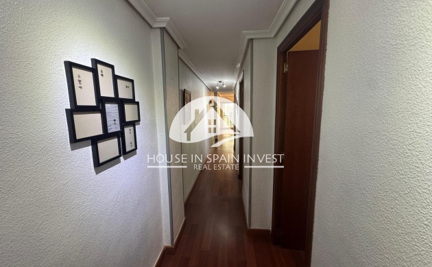 Resale - Apartment  - Torrevieja - El Acequión - Los Náufragos