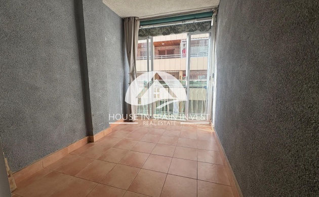 Resale - Apartment  - Torrevieja - El Acequión - Los Náufragos