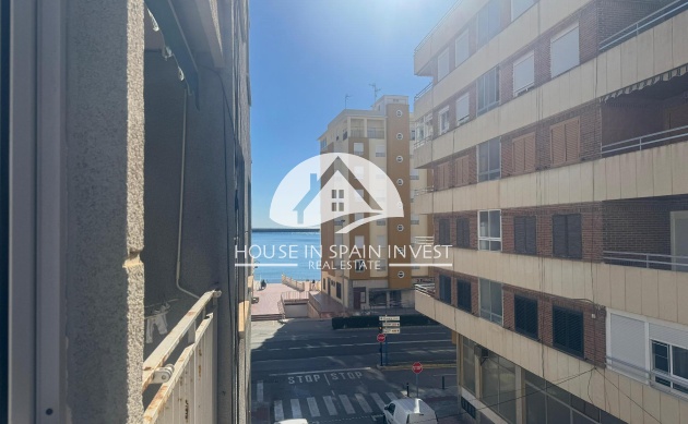 Resale - Apartment  - Torrevieja - El Acequión - Los Náufragos
