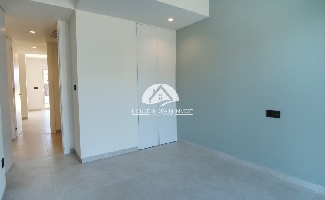 Resale - Apartment  - Guardamar del Segura - Guardamar - El Raso
