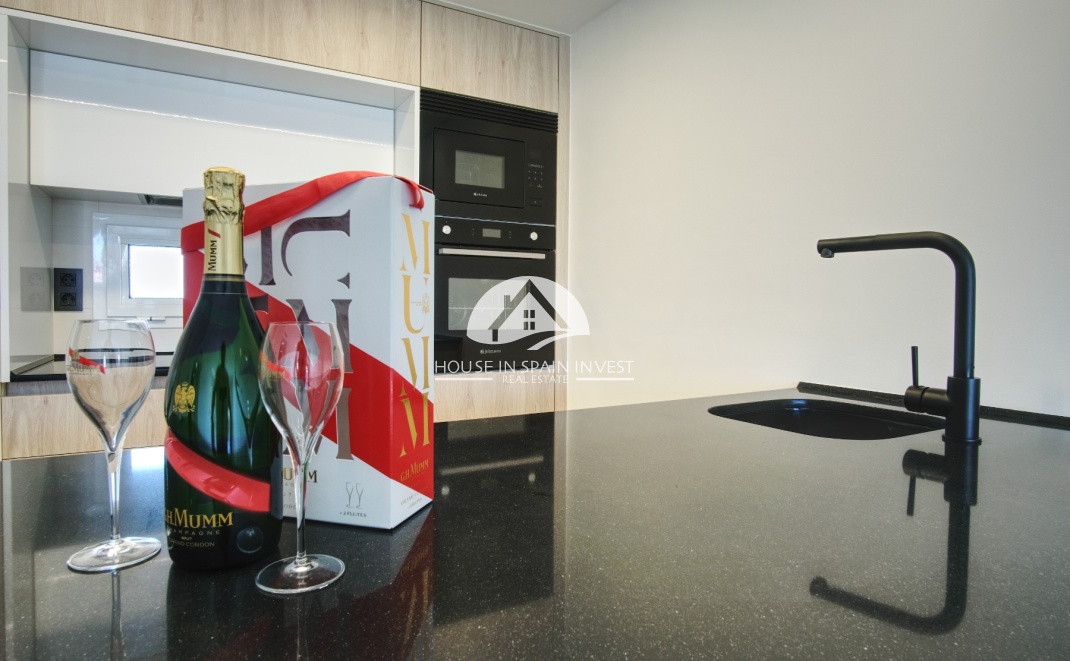 Resale - Apartment  - Guardamar del Segura - Guardamar - El Raso