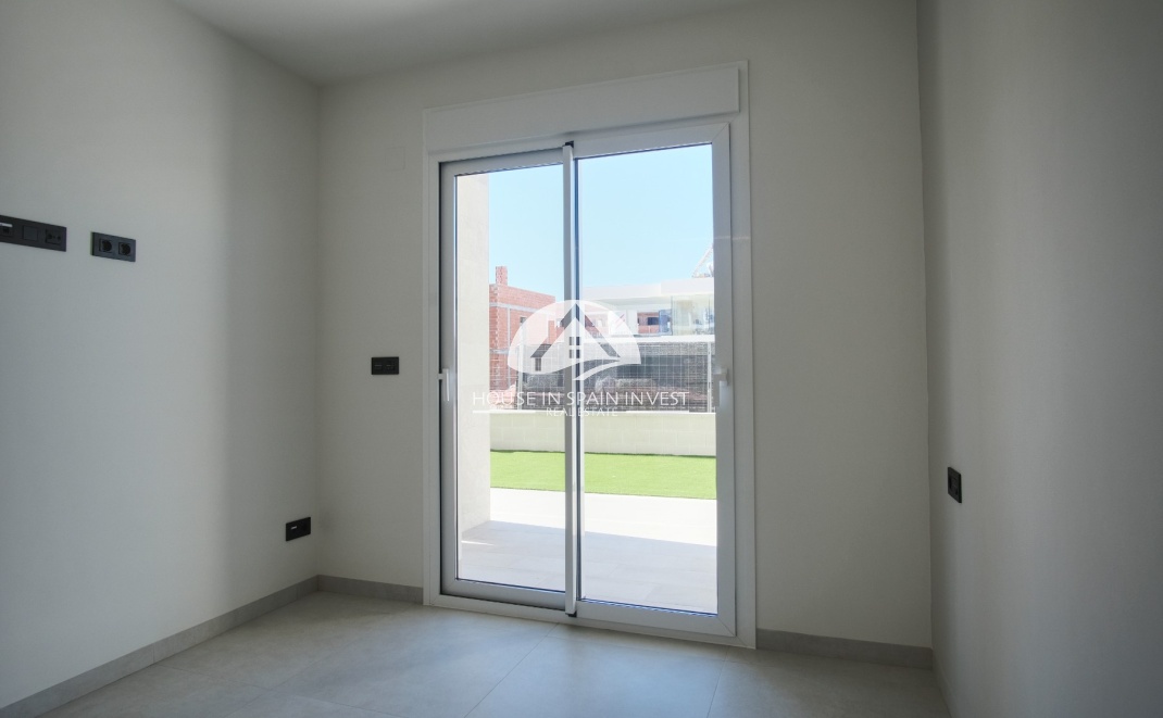 Resale - Apartment  - Guardamar del Segura - Guardamar - El Raso
