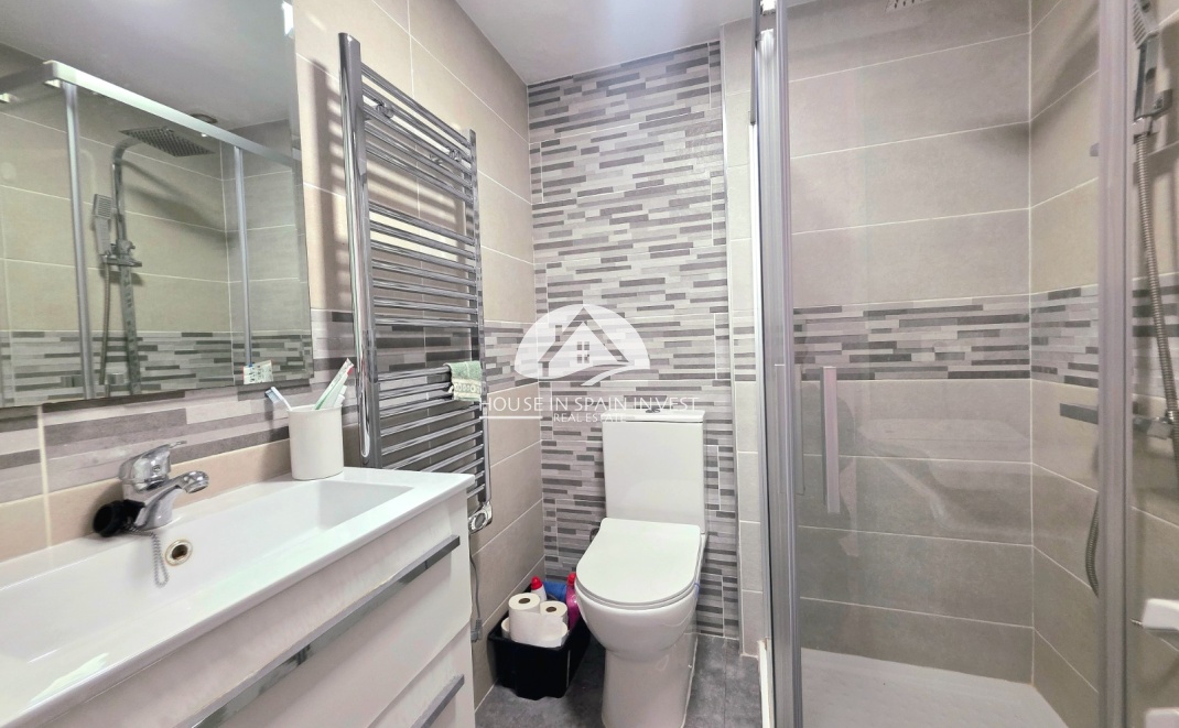 Resale - Apartment  - Guardamar del Segura - Pinomar