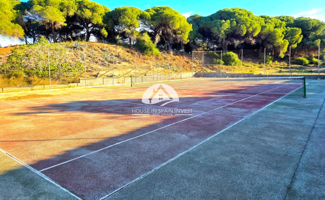 Resale - Apartment  - Guardamar del Segura - Pinomar